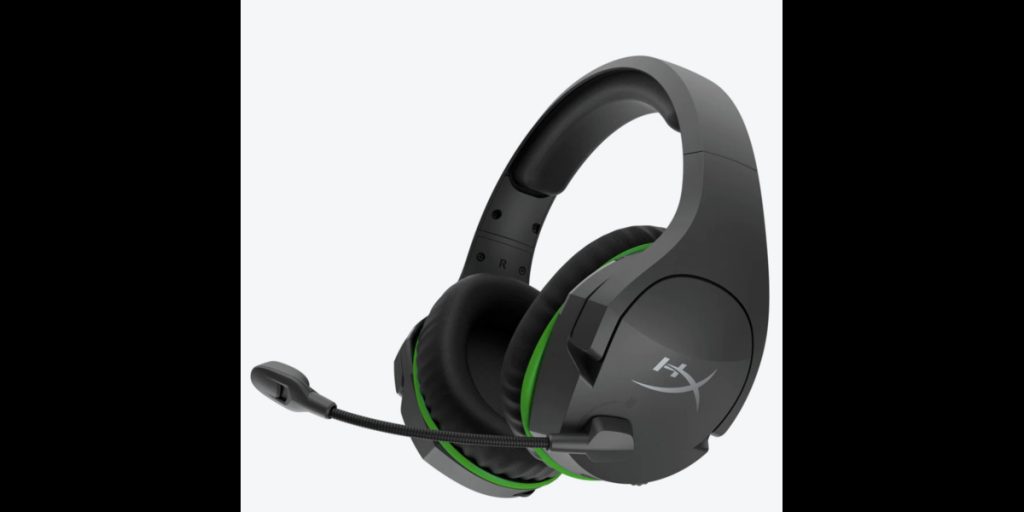 black hyper x headphones