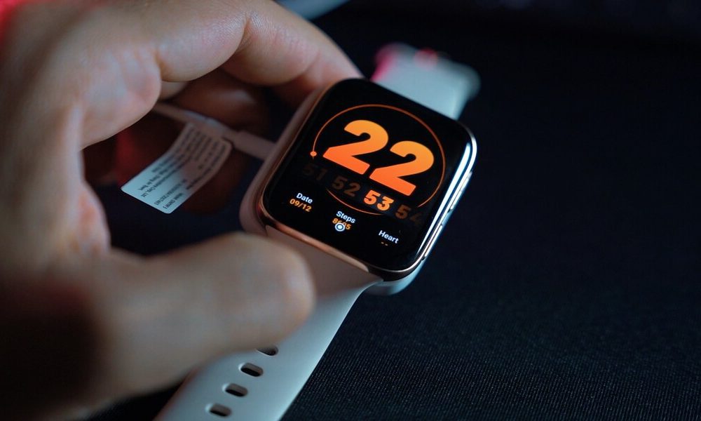 Top 10 Cheaper Apple Smartwatch Alternatives - Owner's Magazine