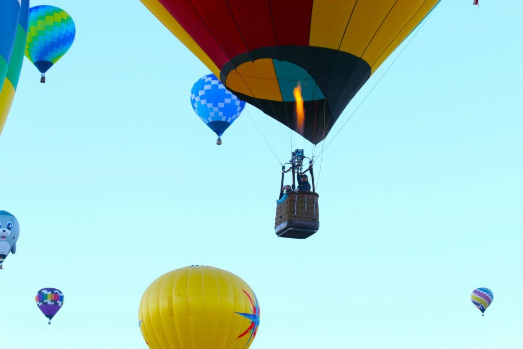 hot air balloon